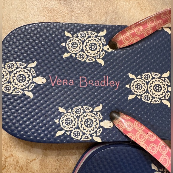 Vera Bradley Sea Turtles Flip Flops 7/8 Blue Pink - Picture 2 of 4
